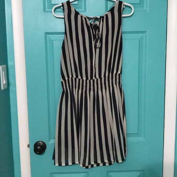 Striped Dress - Picture 4 of 6